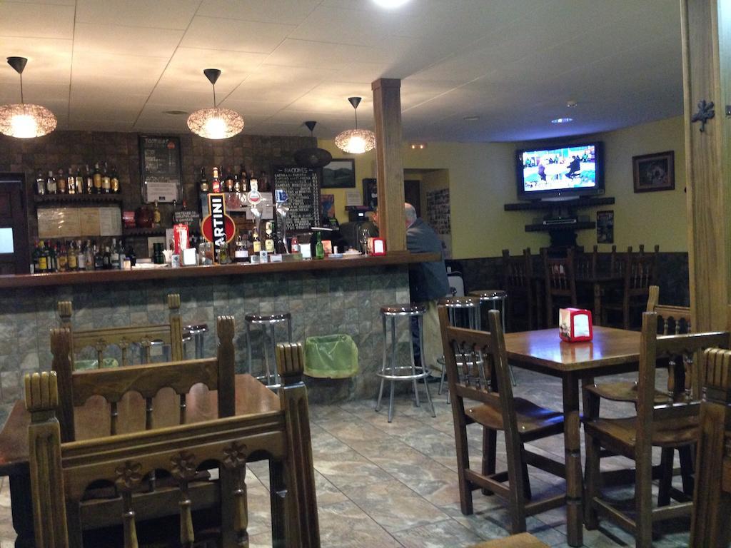 Hostal El Hayedo 칸탈로하스 외부 사진